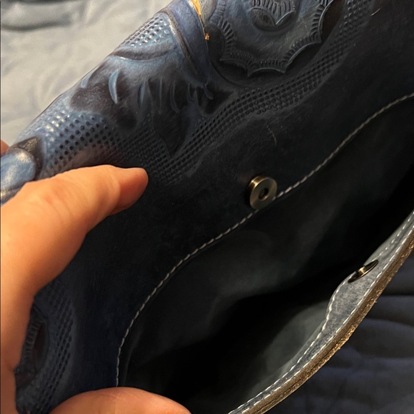 Patricia Nash Ilina Floral Cutout Leather Crossbody Bag - Picture 7 of 16